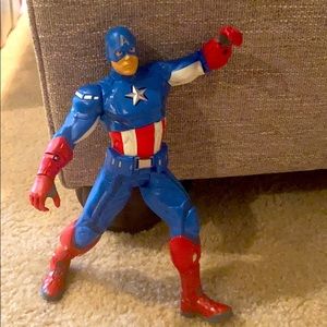 Action figure captain America